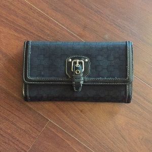 Nine West black wallet